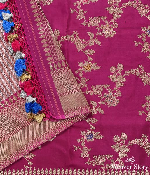 Handwoven_Wine_Kadhwa_Jangla_Dupatta_WeaverStory_04