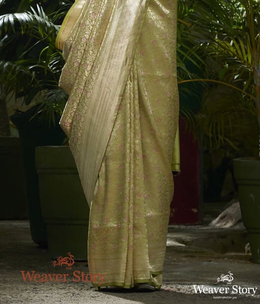 Handwoven_Light_Green_Kimkhab_Saree_with_Meenakari_WeaverStory_04