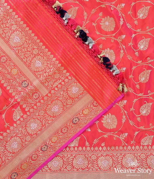 Handwoven_Pink_and_Orange_Kadhwa_Jangla_Dupatta_with_Sona_Rupa_Zari_WeaverStory_04