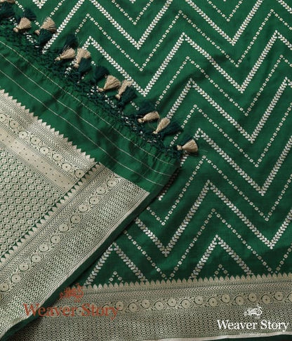 Handwoven_Green_Cutwork_Jangla_Dupatta_WeaverStory_04