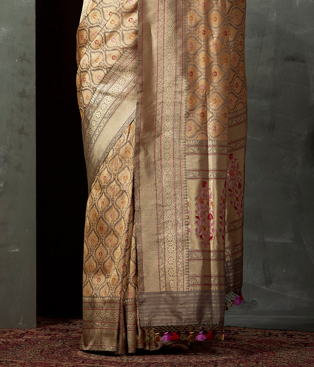 Handwoven_Beige_and_Grey_Kimkhab_Saree_with_Floral_Border_WeaverStory_04