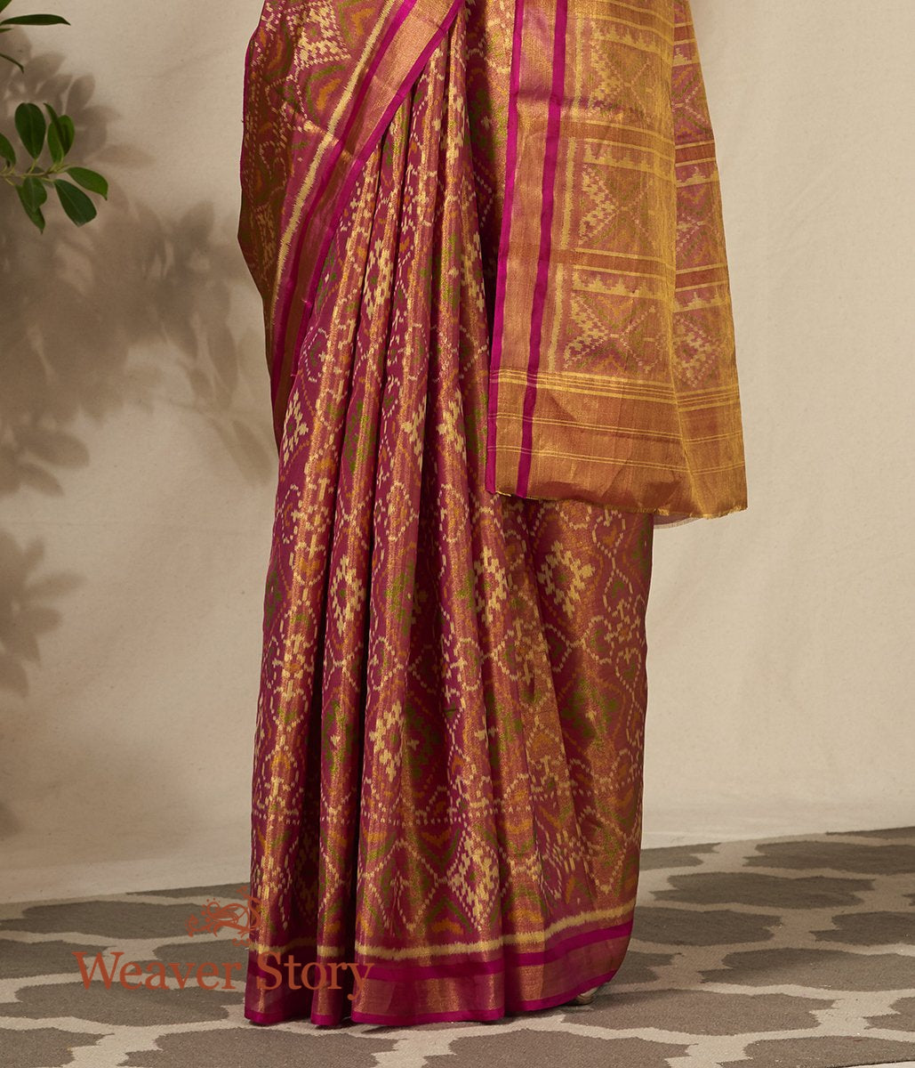 Handwoven_Silk_Tissue_Gujarat_Patola_Saree_in_Gold_and_Pink_WeaverStory_04