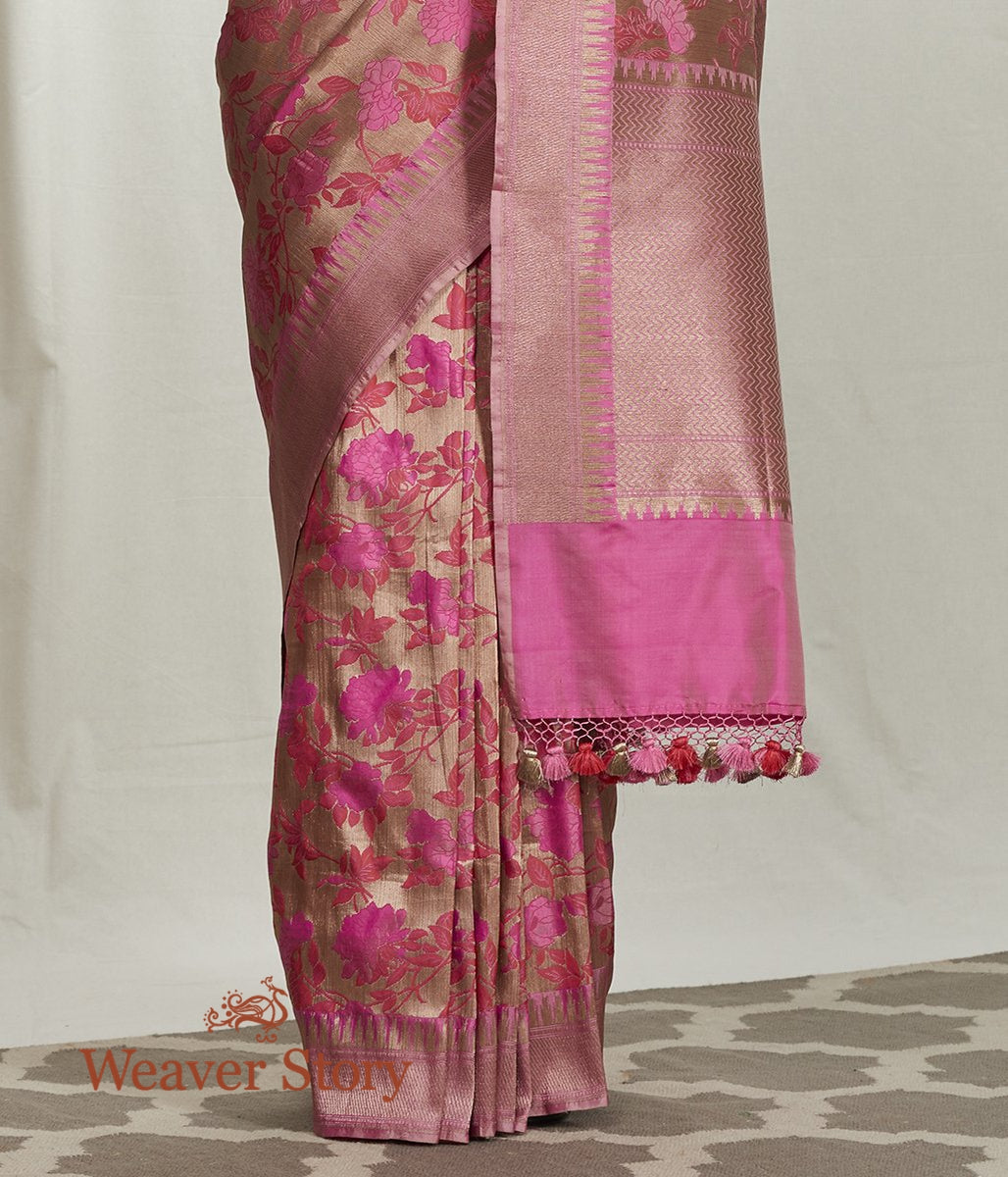 Handwoven_Copper_Zari_Base_Banarasi_Saree_with_Pink_Flowers_WeaverStory_04
