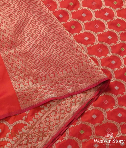 Handwoven_Red_Cutwork_Jangla_Dupatta_WeaverStory_04