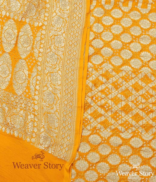 Handwoven_Banarasi_Bandhani_Georgette_Dupatta_WeaverStory_04