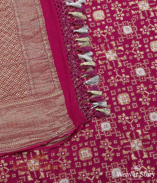 Handwoven_Banarasi_Georgette_Cutwork_Dupatta_in_Purple_WeaverStory_04