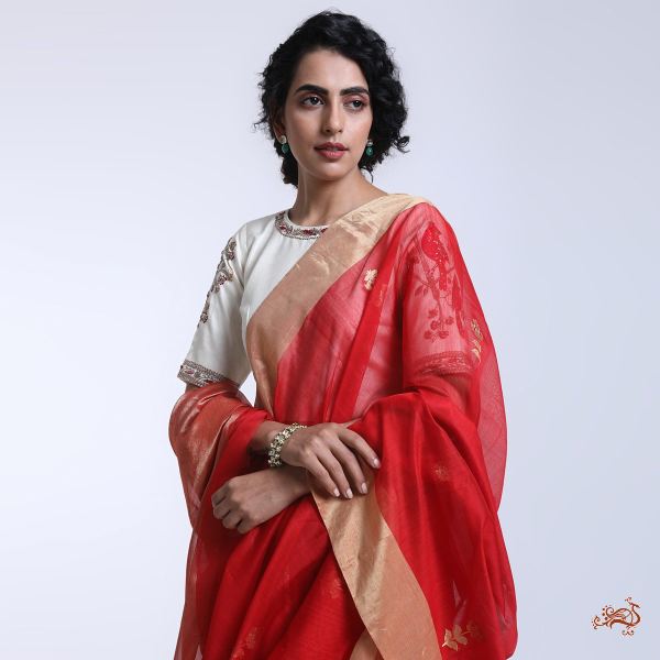 Bridal_Red_handloom_Chanderi_Saree_with_Tissue_Palla_WeaverStory_01