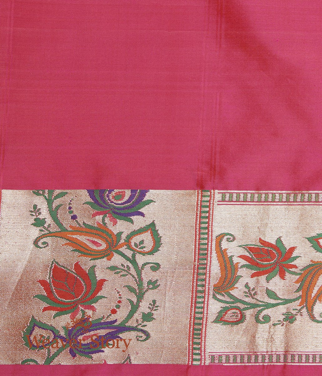 Handloom_Pink_Paithani_Border_Saree_with_Lotus_Flower_Motifs_in_the_Border_WeaverStory_05