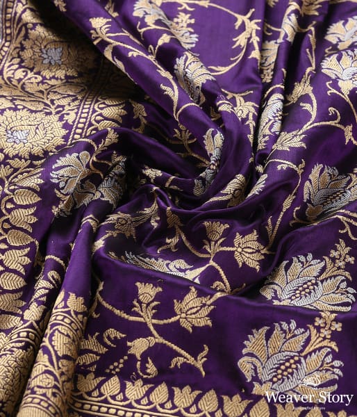 Handwoven_Purple_Kadhwa_Jangla_Dupatta_with_Sona_Rupa_Zari_WeaverStory_05