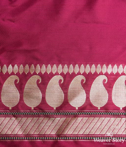 Handwoven_Purple_Dual_Tone_Paisley_Border_Saree_WeaverStory_05