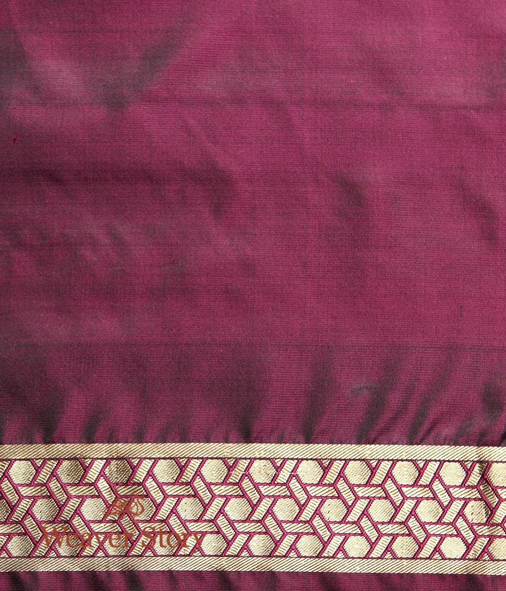 Handwoven_Black_and_Pink_Dual_Tone_Honeycomb_Weave_Banarasi_Saree_WeaverStory_05
