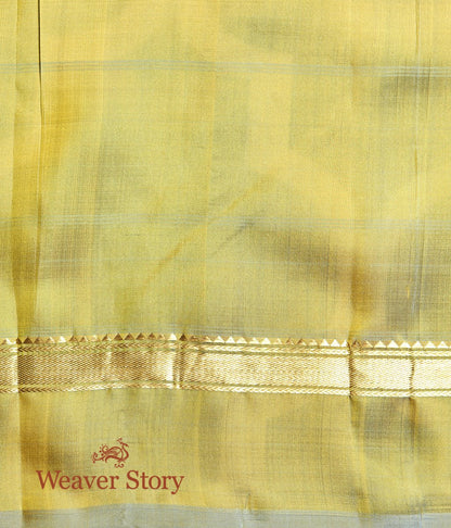 Handwoven_Yellow_Kanjivaram_Silk_Saree_with_Light_Green_Border_WeaverStory_05
