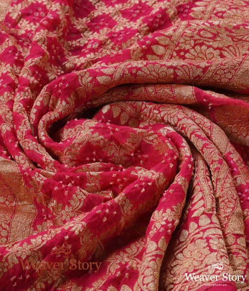 Handwoven_Pink_Banarasi_Bandhani_Dupatta_WeaverStory_05