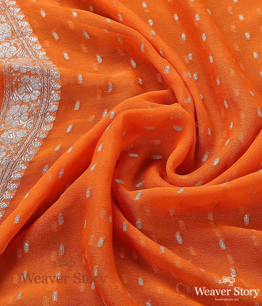 Handwoven_Orange_Georgette_Dupatta_with_Silver_Zari_WeaverStory_05