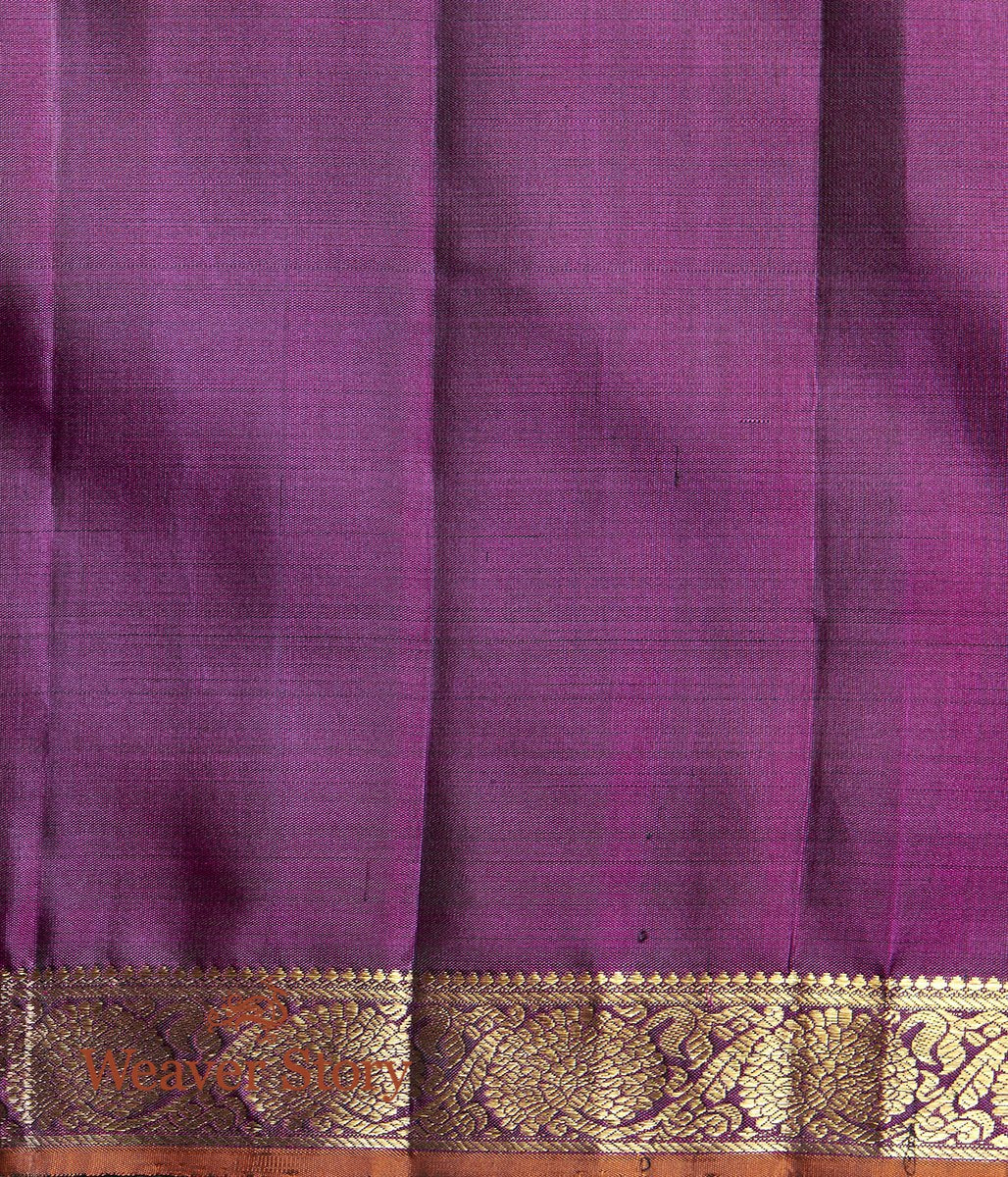 Handwoven_Purple_Pure_Zari_Kanjivaram_Saree_with_Rust_Floral_Border_WeaverStory_05