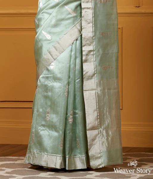 Handwoven_Light_Green_Silver_Zari_Motif_Silk_Saree_WeaverStory_04