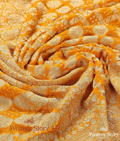 Handwoven_Banarasi_Bandhani_Georgette_Dupatta_WeaverStory_05