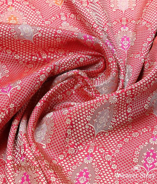 Handwoven_Pink_Red_Dual_Tone_Mehrab_Kimkhab_Dupatta_WeaverStory_05