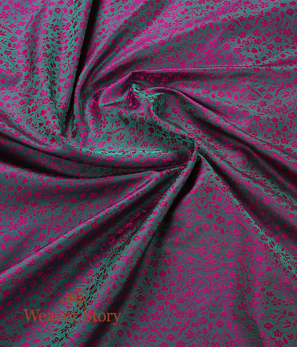 Handloom_Green_and_Pink_Self_Tanchoi_Fabric_WeaverStory_05