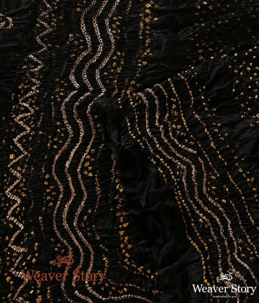 Handwoven_Black_Gajji_Silk_Dupatta_with_Bandhej_WeaverStory_02