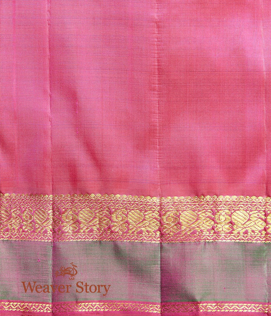Handloom_Pink_Pin_Stripes_Kanjivaram_Saree_with_Green_Pink_Dual_Tone_Border_WeaverStory_05