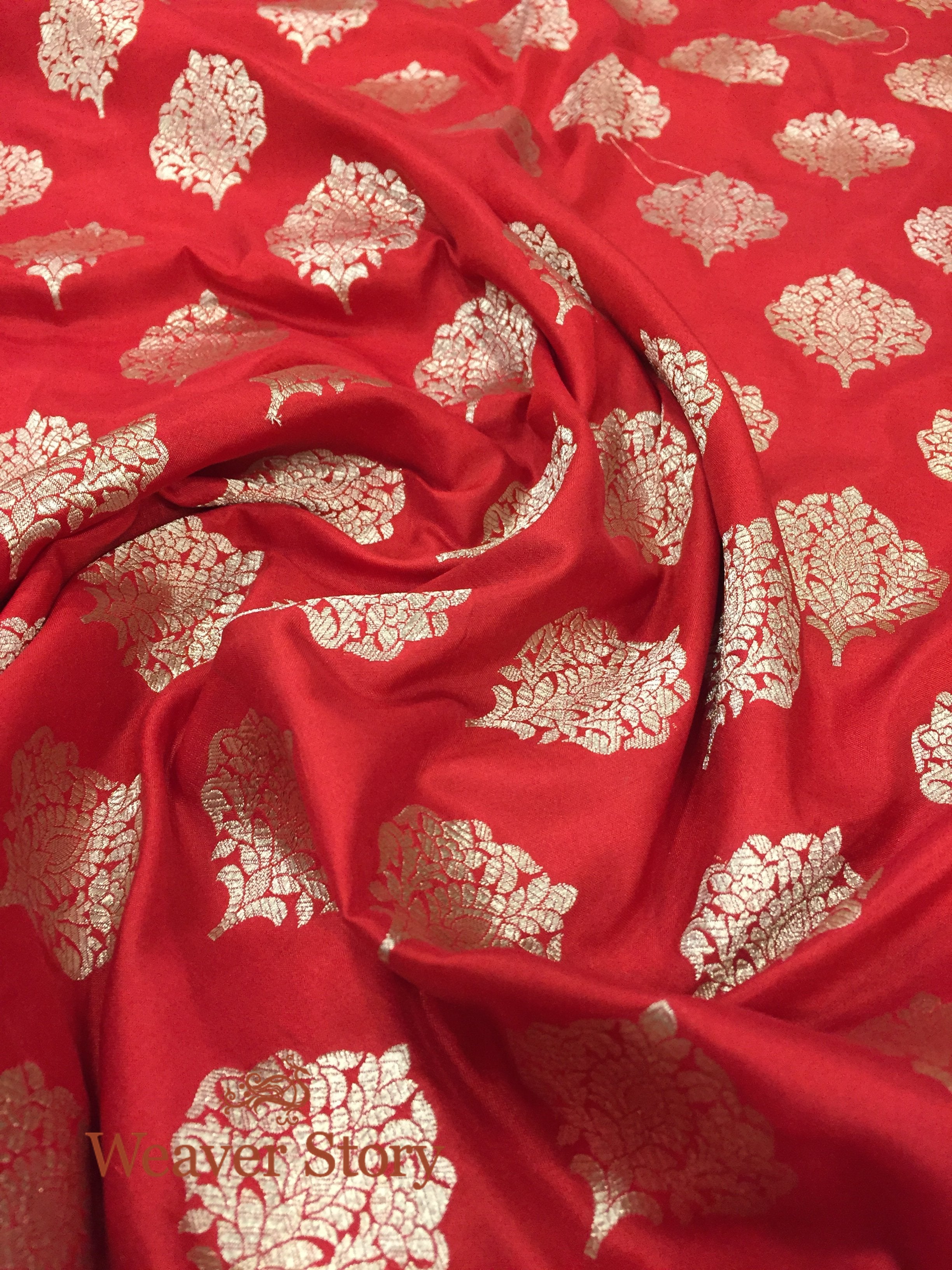 Handloom_Red_Katan_Silk_Dupatta_with_Leaf_Motifs_and_Floral_Border_WeaverStory_05