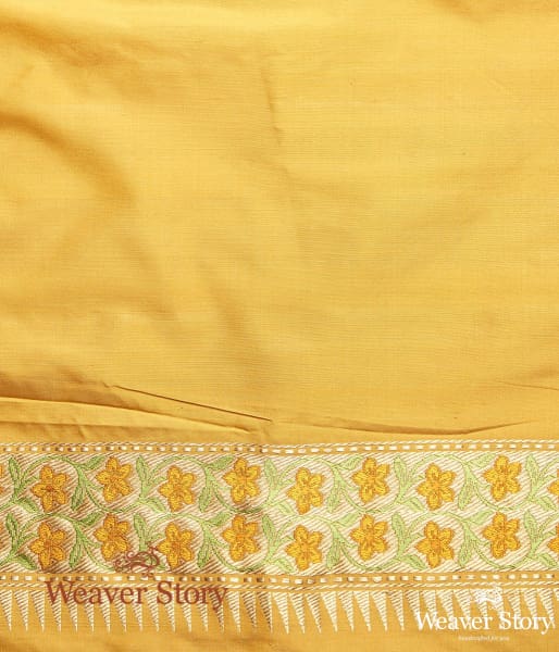 Handwoven_Yellow_Katan_Silk_Saree_with_Floral_Meenakari_Border_and_Pallu_WeaverStory_05