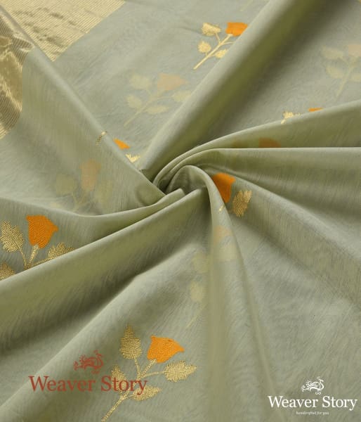 Handwoven_Cotton_Silk_Chanderi_Dupatta_with_Rose_Flower_Motif_WeaverStory_05