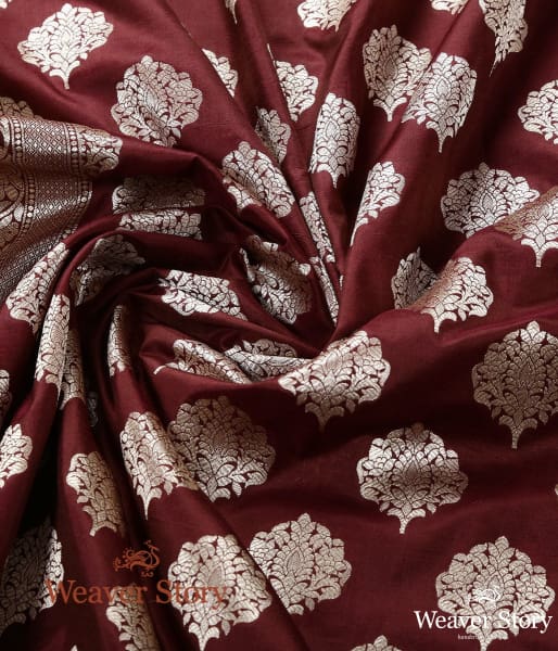 Handwoven_Maroon_Katan_Silk_Cutwork_Booti_Dupatta_WeaverStory_05