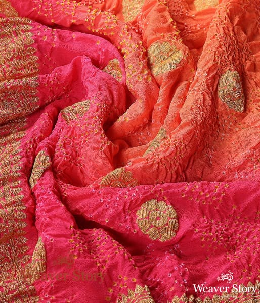 Handwoven_Pink_Peach_Kadhwa_Bandhani_Dupatta_WeaverStory_05