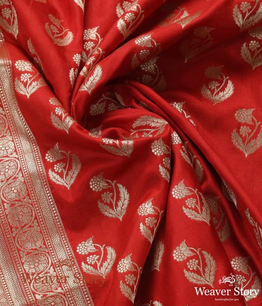 Handwoven_Red_Flower_Booti_Dupatta_WeaverStory_05