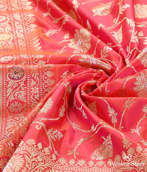 Handwoven_Pink_and_Orange_Kadhwa_Jangla_Dupatta_with_Sona_Rupa_Zari_WeaverStory_05