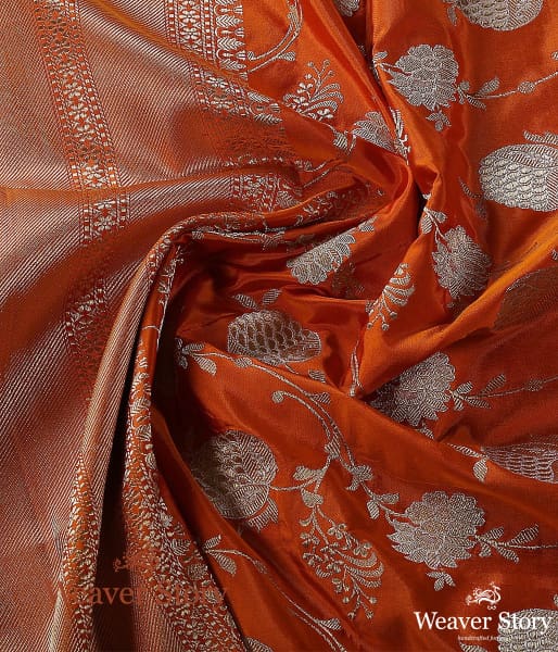 Handwoven_Orange_Sona_Rupa_Kadhwa_Jangla_Dupatta_WeaverStory_05