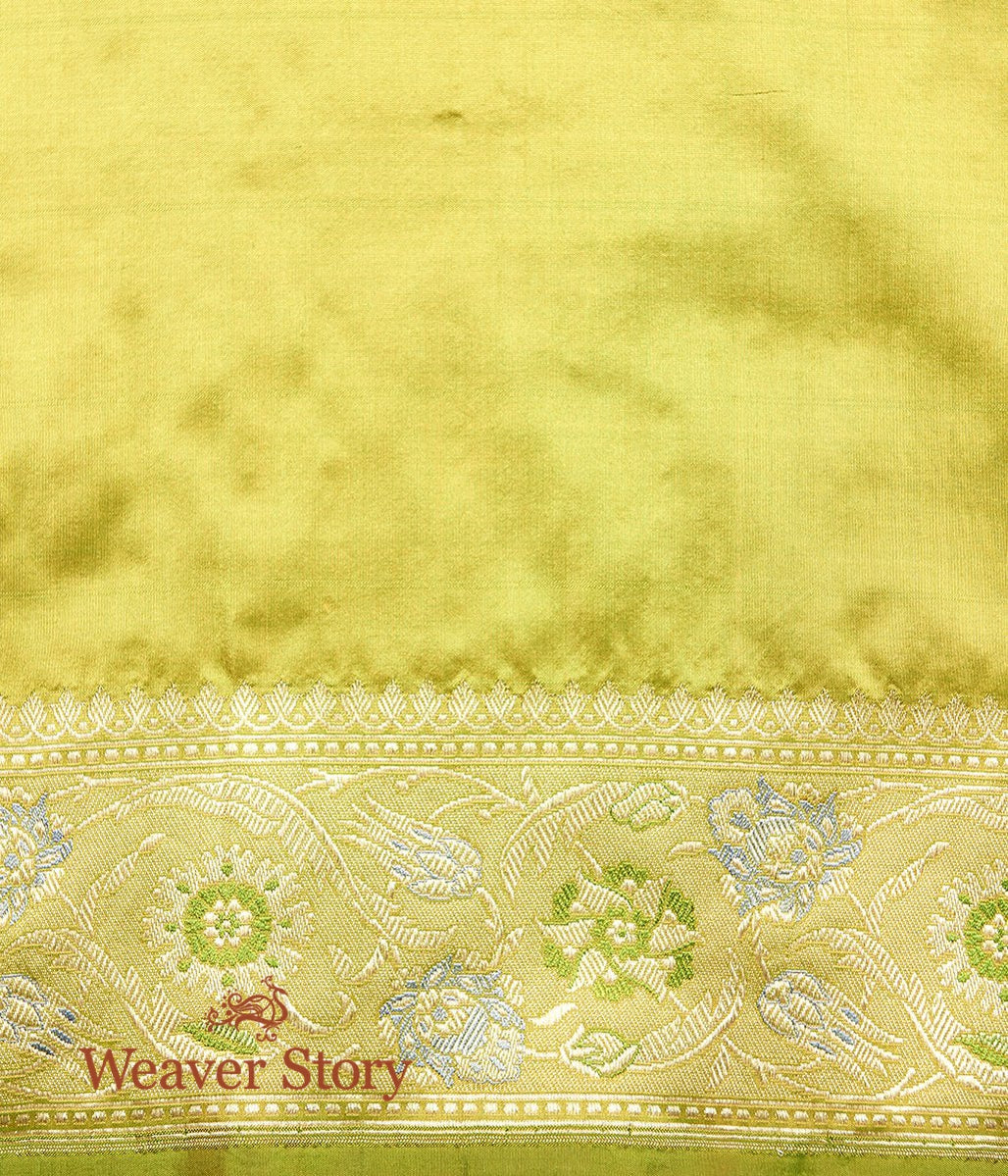 Handwoven_Mustard_Yellow_Saree_with_Green_Border_WeaverStory_05