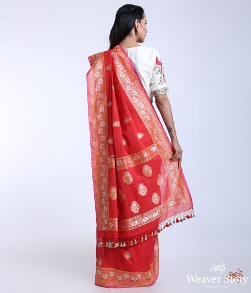 Handwoven_Banarasi_cotton_saree_with_sona_rupa_zari_WeaverStory_03