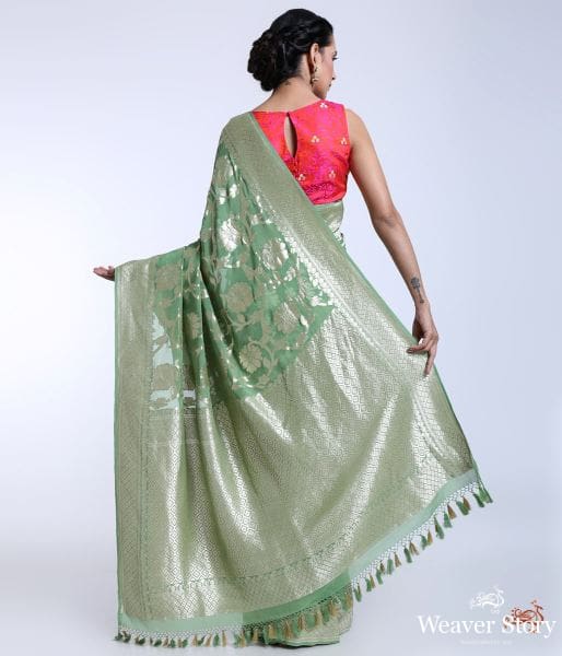 Handwoven_Green_Banarasi_Georgette_Saree_WeaverStory_03