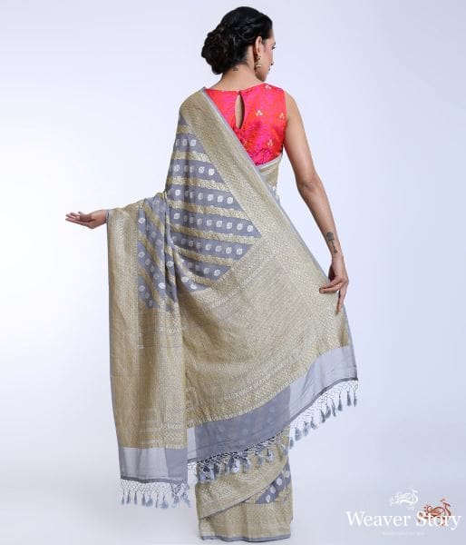 Handwoven_Grey_Kadhwa_Banarasi_Jangla_saree_with_sona_rupa_zari_WeaverStory_04