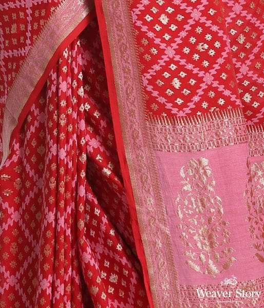 Handwoven_Red_Banarasi_Georgette_Saree_with_Tanchoi_Weave_WeaverStory_04