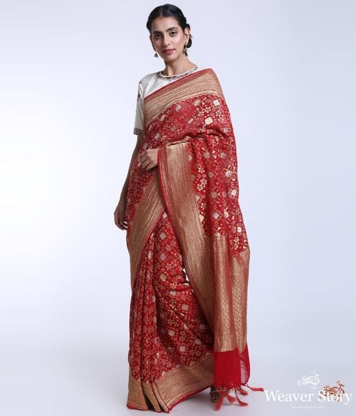 Handwoven_Banarasi_Georgette_saree_woven_with_patola_weave_WeaverStory_02