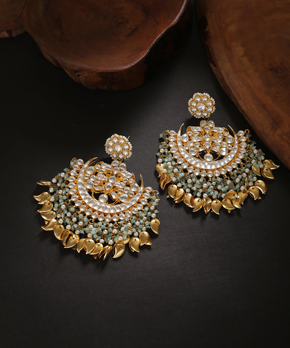 Abeerah_Handcrafted_Pure_Silver_Earrings_With_kundan_And_Pearls_WeaverStory_01