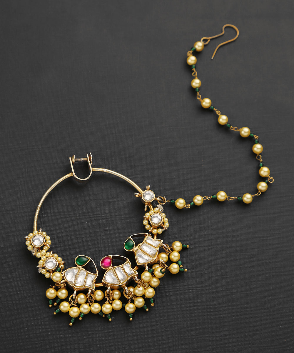 Amara_Handcrafted_Maang_Tika_With_Kundan_And_Pearls_in_Pure_Silver
_WeaverStory_02