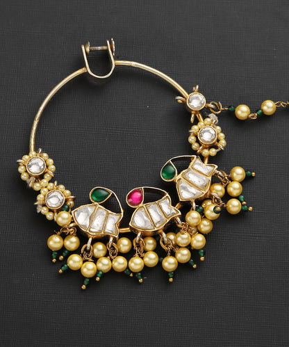 Amara_Handcrafted_Maang_Tika_With_Kundan_And_Pearls_in_Pure_Silver
_WeaverStory_03