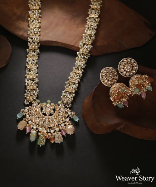 Jamila_Handcrafted_Pure_Silver_Necklace_Set_With_kundan_And_Pearls_WeaverStory_01