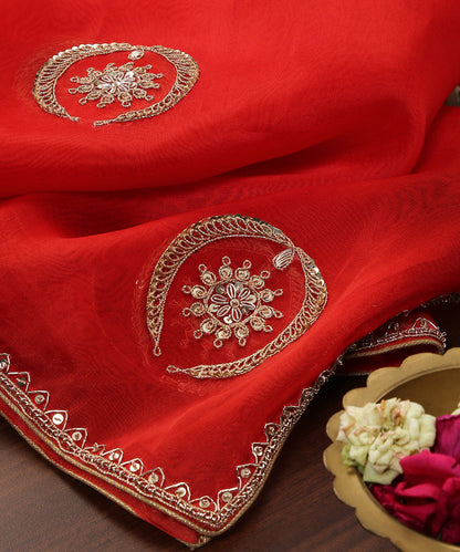 Brick_Red_Handloom_Pure_Organza_Dupatta_With_Dori_And_Sequin_Hand_Embroidery_WeaverStory_01