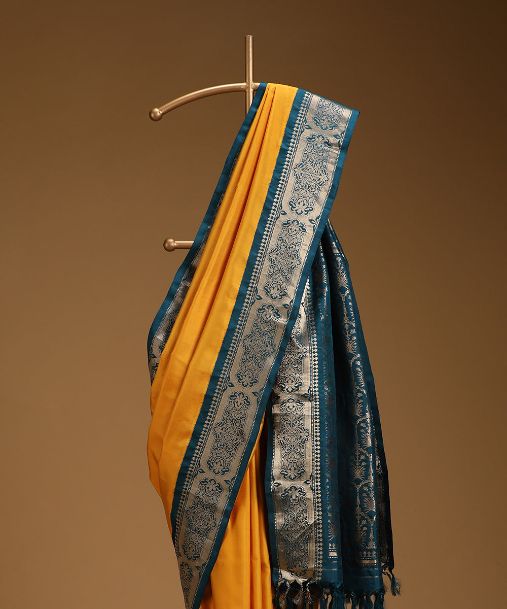 Mustard_And_Teal_Pure_Mulberry_Silk_Saree_With_Gold_Zari_WeaverStory_02