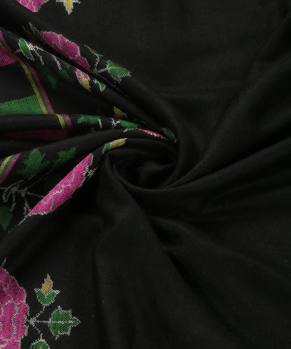 Handwoven_Black_Pure_Pashmina_Shwal_With_Floral_Motif_And_And_Kani_Weave_WeaverStory_05