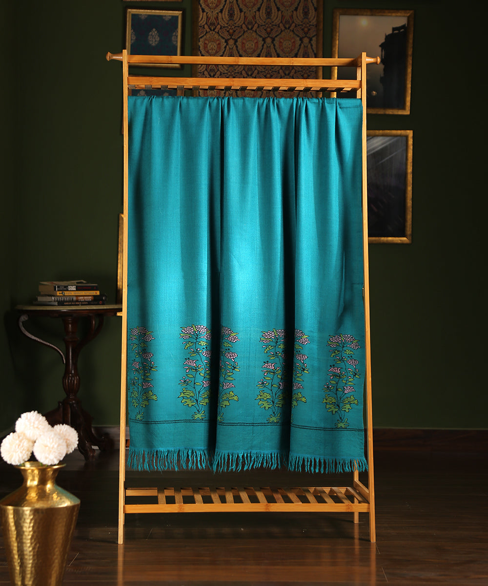 Turquoise_Handwoven_Pure_Pashmina_Shawl_With_Kani_Weave_And_Mughal_Motifs_On_Palla_WeaverStory_01