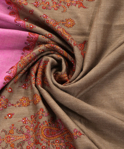 Handwoven_Brown_Pure_Pashmina_Shawl_With_Pink_Palla_And_Mughal_Motifs_WeaverStory_05