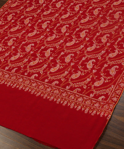 Handwoven_Red_Pure_Pashmina_Shawl_With_All_Over_Sozni_Kari_Jaal_WeaverStory_04