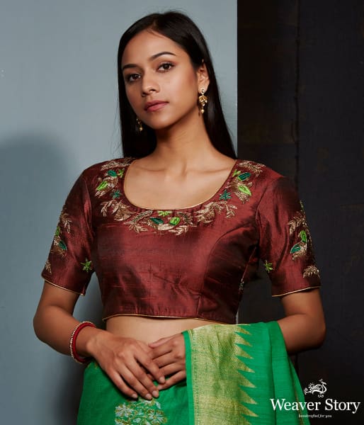 Brown_heavy_embroidery_blouse_WeaverStory_02